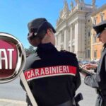 La nuova FIAT dei Carabinieri è la più piccola mai vista: sul web è già un meme (FOTO)