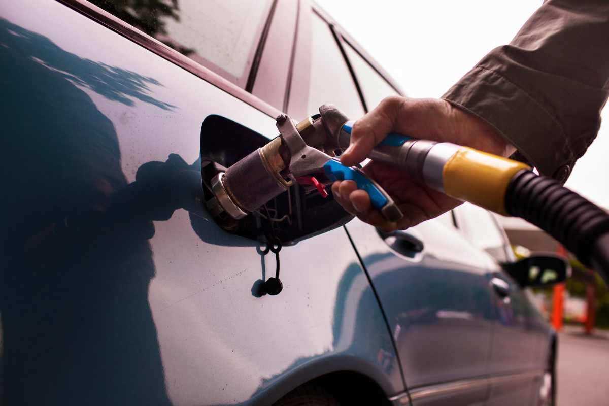 Auto GPL, c'è una novità sulla loro "permanenza"? Arriva la scelta dei costruttori che cambia le carte in tavola