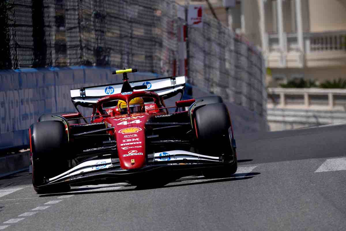Hamilton cresce la tensione in casa Ferrari