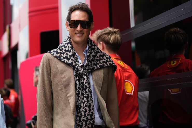 John Elkann non solo Ferrari e Stellantis