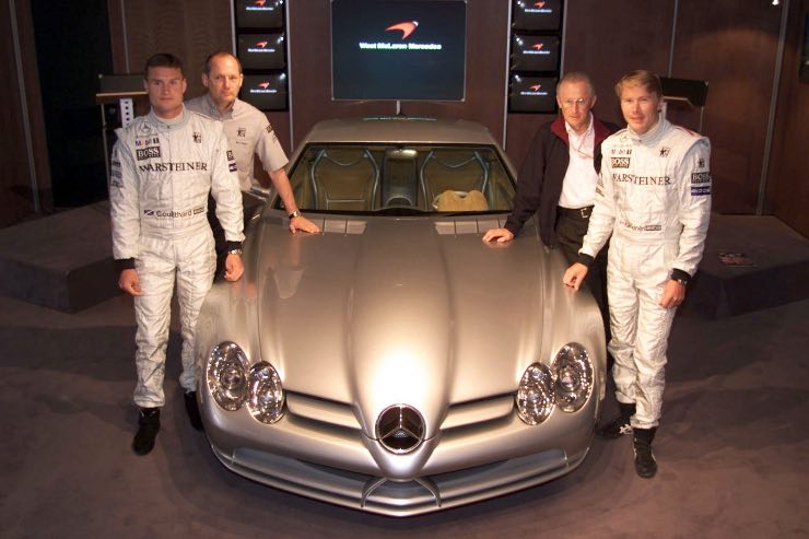 Mercedes SLR McLaren orologio da 20.000 euro a bordo