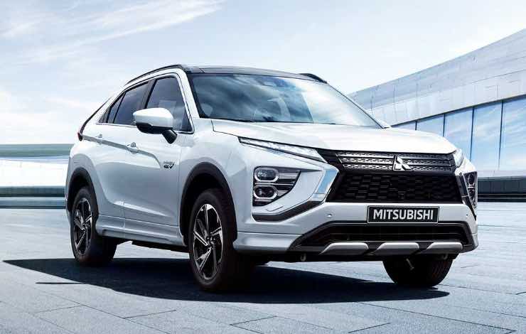 Mitsubishi Eclipse Cross su base Renault