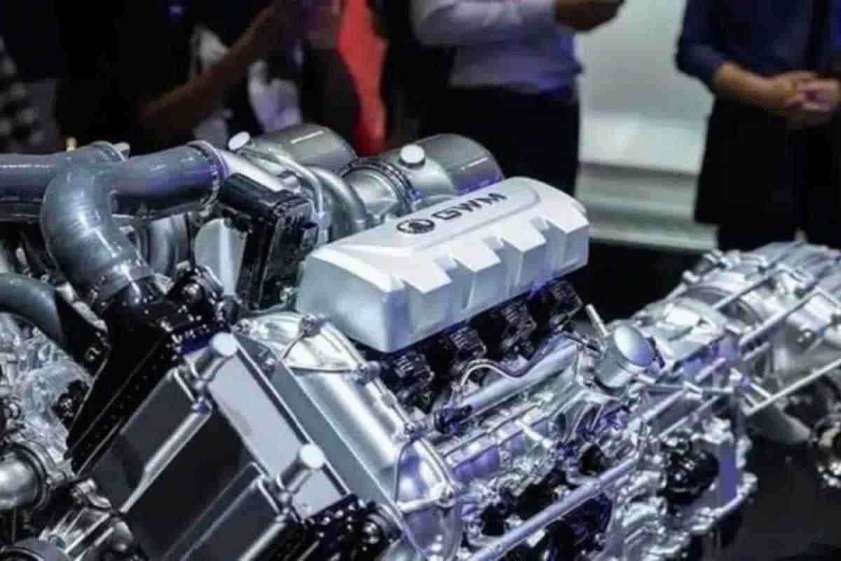Pronto un V8 per i puristi