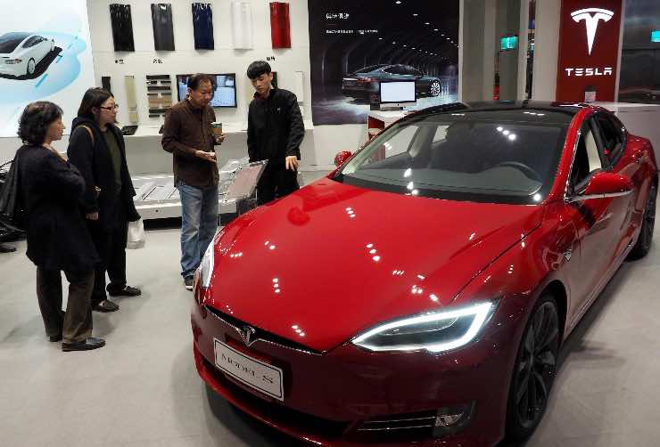 Tesla Model S a soli 11.000 euro