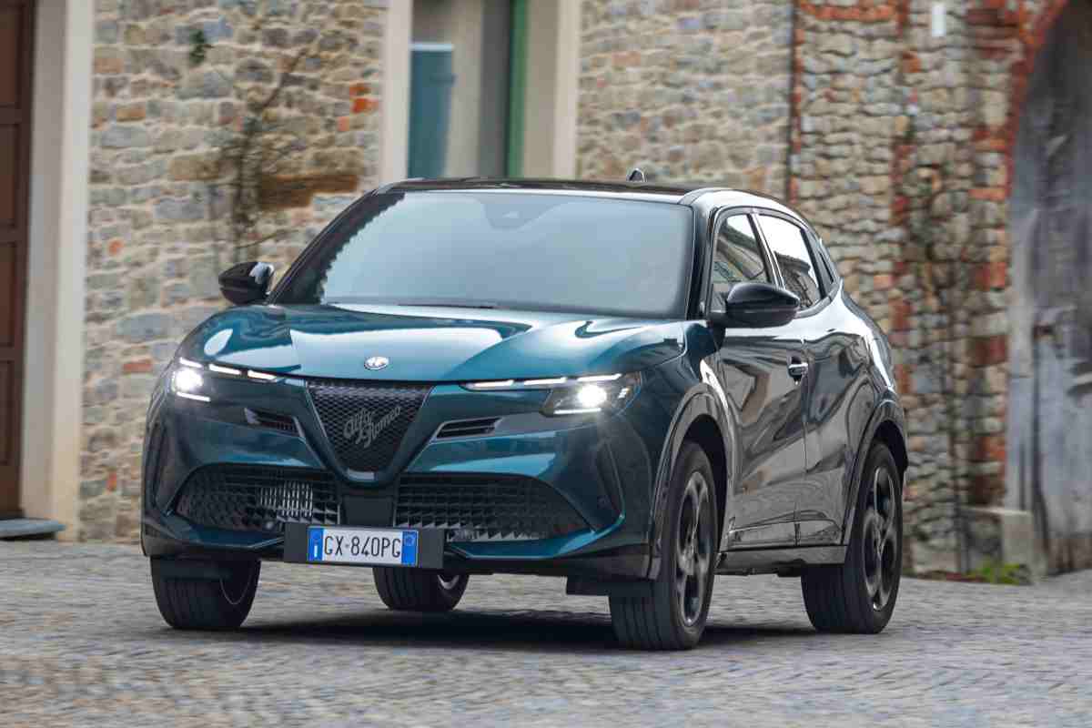 L’Alfa Romeo che si atteggia a Jeep