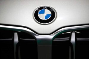 BMW molla elettrico e benzina