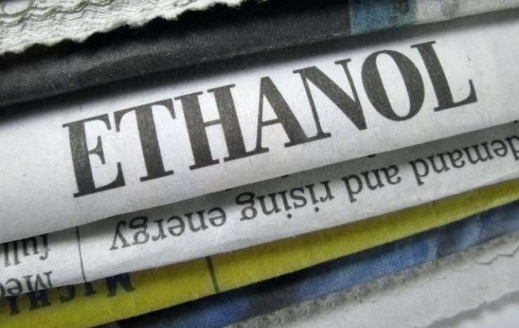 Etanolo E20 nelle stazioni di servizio