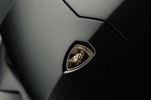 Lamborghini allontana l'elettrico