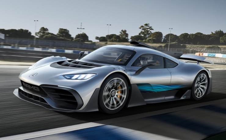 Mercedes AMG ONE rischio incendio