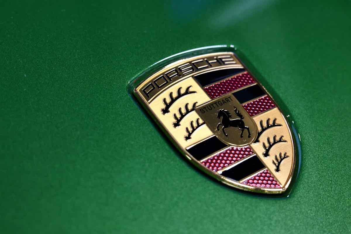 Porsche fa felici i fan