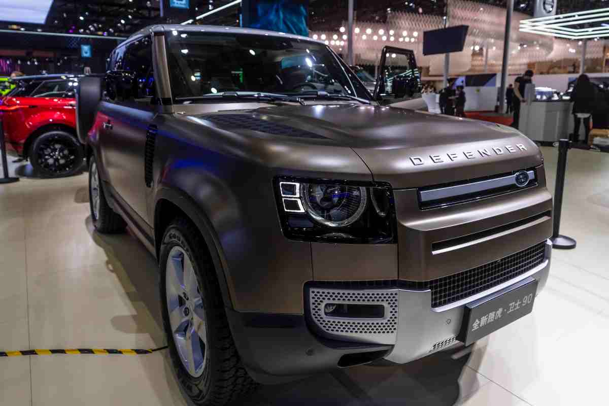 Promo Land Rover Defender