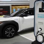 Toyota citata in giudizio: le sue auto elettriche hanno un problema ricorrente