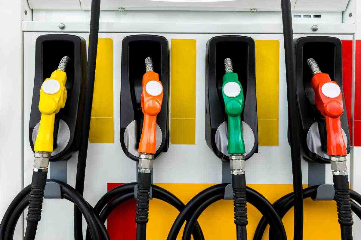 Benzina, altri problemi arrivano dall’Ue
