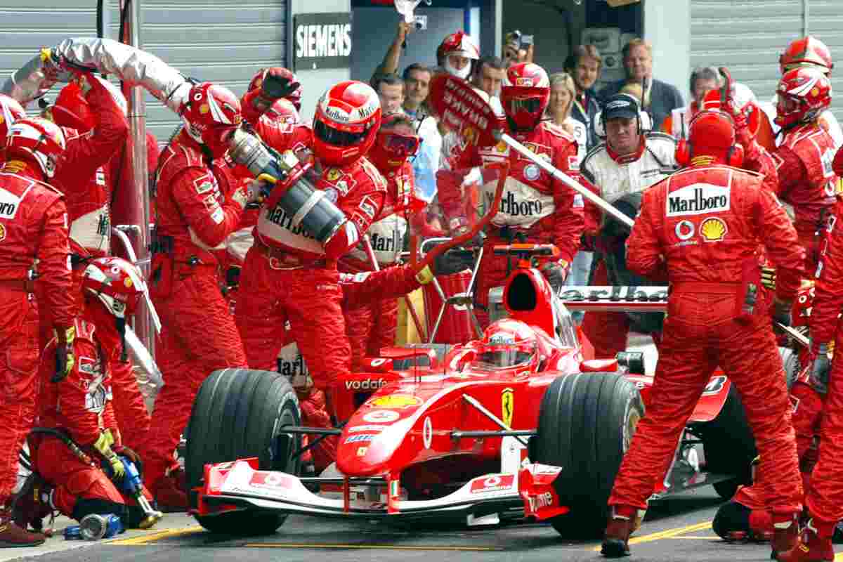 Cosa cambia tra la benzina della F1 e quella delle auto stradali? Tutti i dettagli su questi carburanti