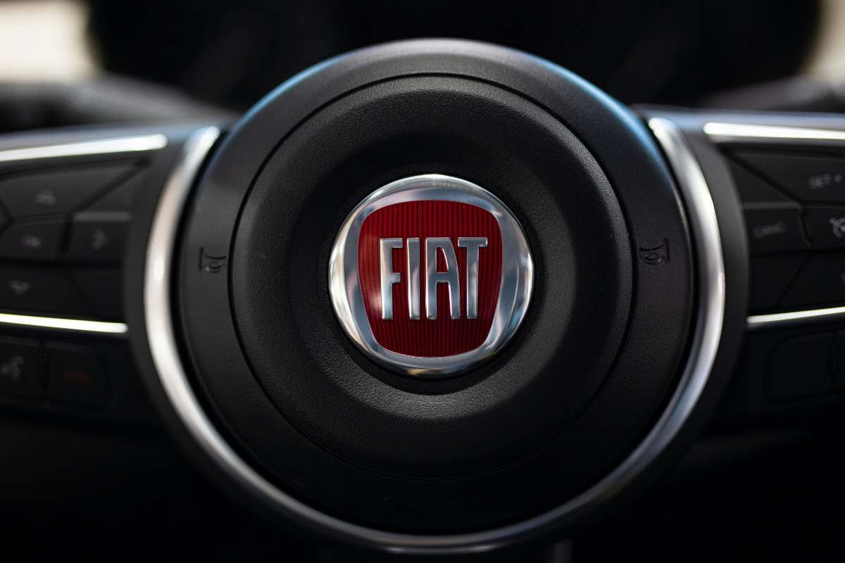 FIAT, arriva il nuovo Super SUV: strizza l'occhio alla Maserati, auto premium economica in arrivo