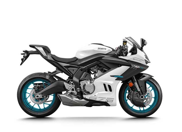 CFMoto 675SR-R da 7.590 euro e 90 cavalli