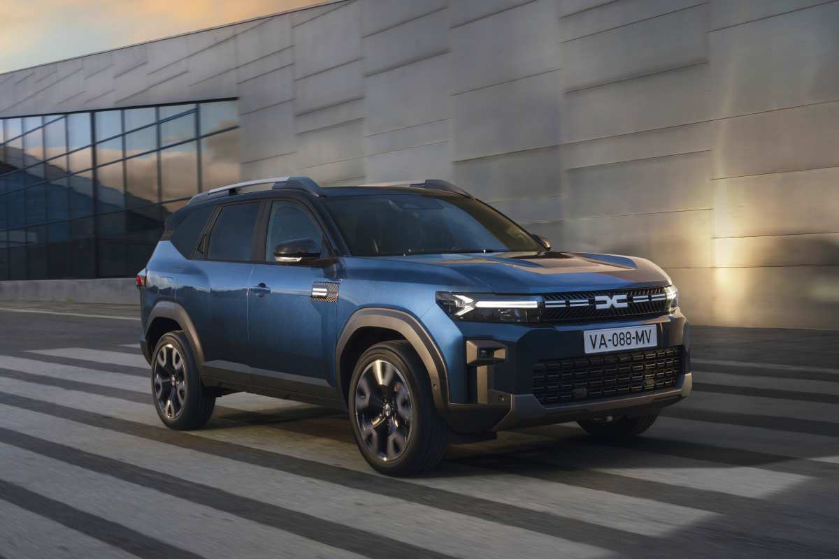 Dacia SUV strega tutti