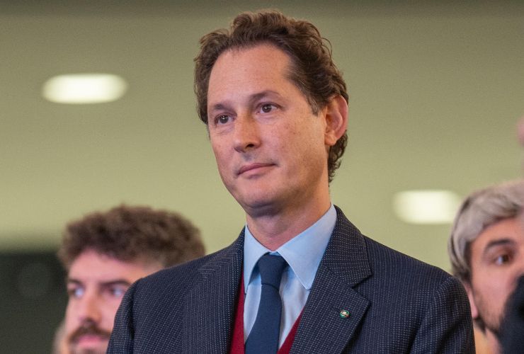 John Elkann Gedi in difficoltà