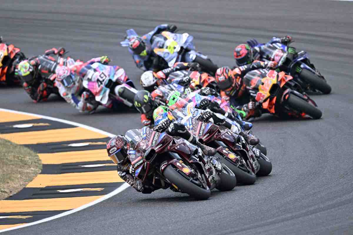 MotoGP grave infortunio