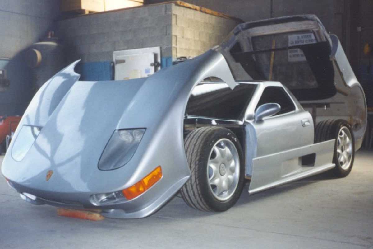 Supercar a gasolio 300 km/h