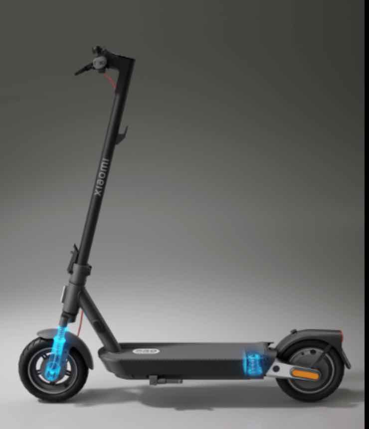 Xiaomi Electric Scooter 5 Speaker in offerta su Amazon
