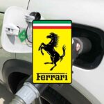 Ferrari, calcio ad elettrico e benzina: ha in mente un nuovo carburante per le sue auto del futuro