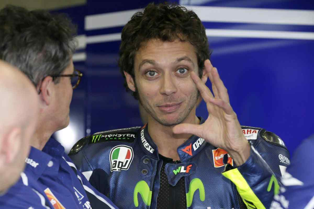 Valentino Rossi si "dimentica" di Bagnaia: ha già scelto la sua nuova arma contro Marquez, punta tutto su di lui