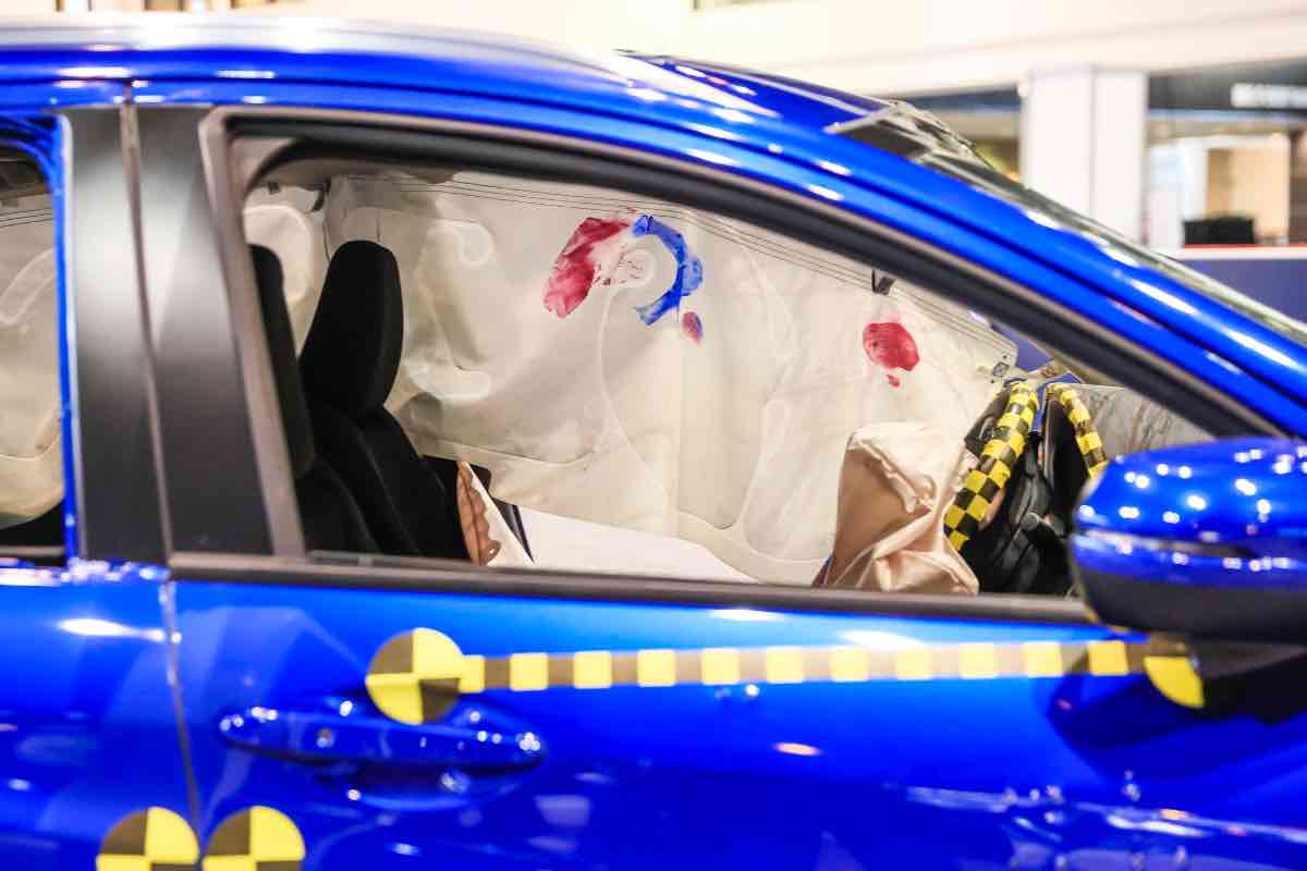 Airbag causano morti e feriti