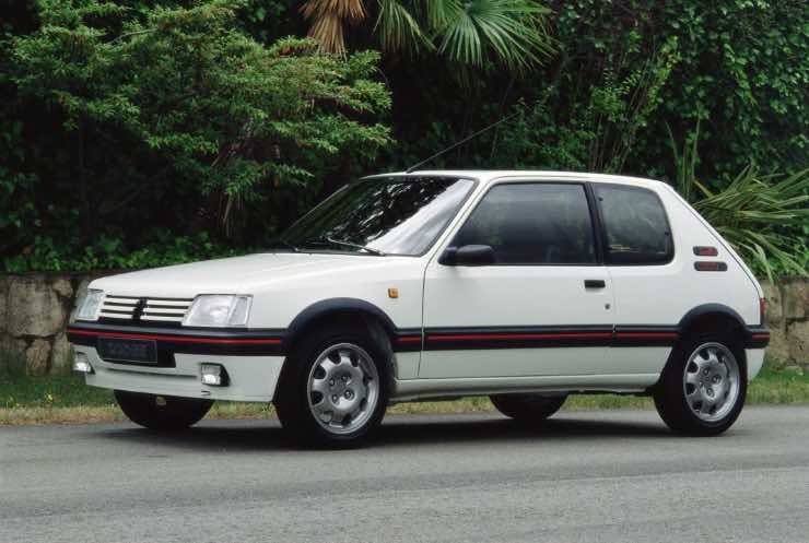 Peugeot 205 oltre 5 milioni di vendite