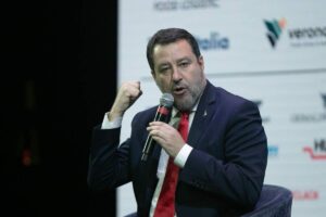 Salvini cambiano i limiti di età per la patente?