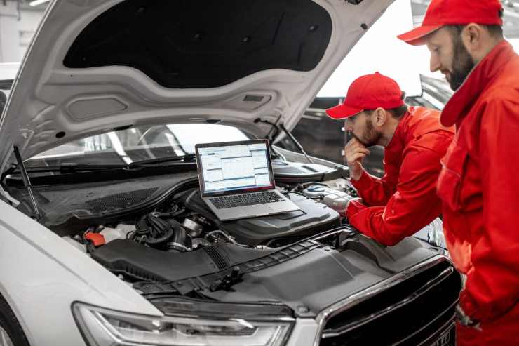 Automotive tracollo vendite Operai