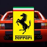 Sembra una Batmobile, ma lì sotto c'è una Ferrari Testarossa: la vera sorpresa però è il motore (VIDEO)