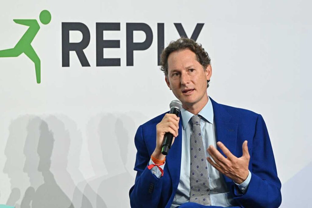 Iveco novità John Elkann vendita