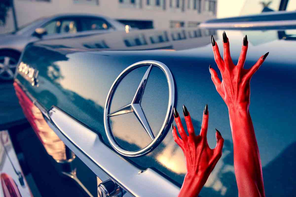 La Mercedes del "diavolo": nata per distruggere Rolls-Royce è ricordata in maniera macabra