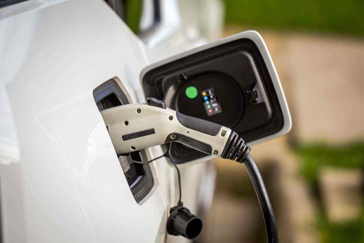 Auto elettriche ecco quando parte il bonus