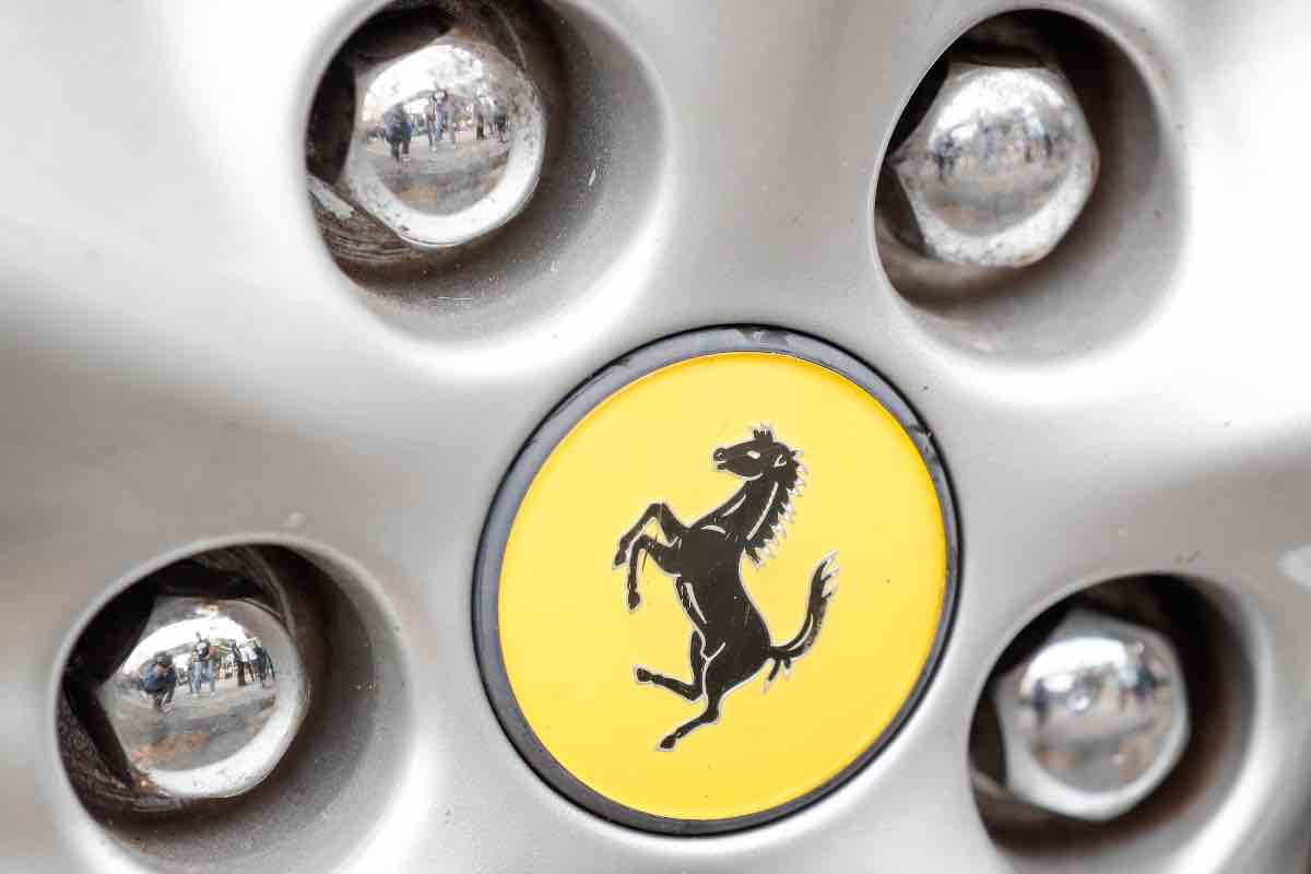 Ferrari elaborata è ora in vendita
