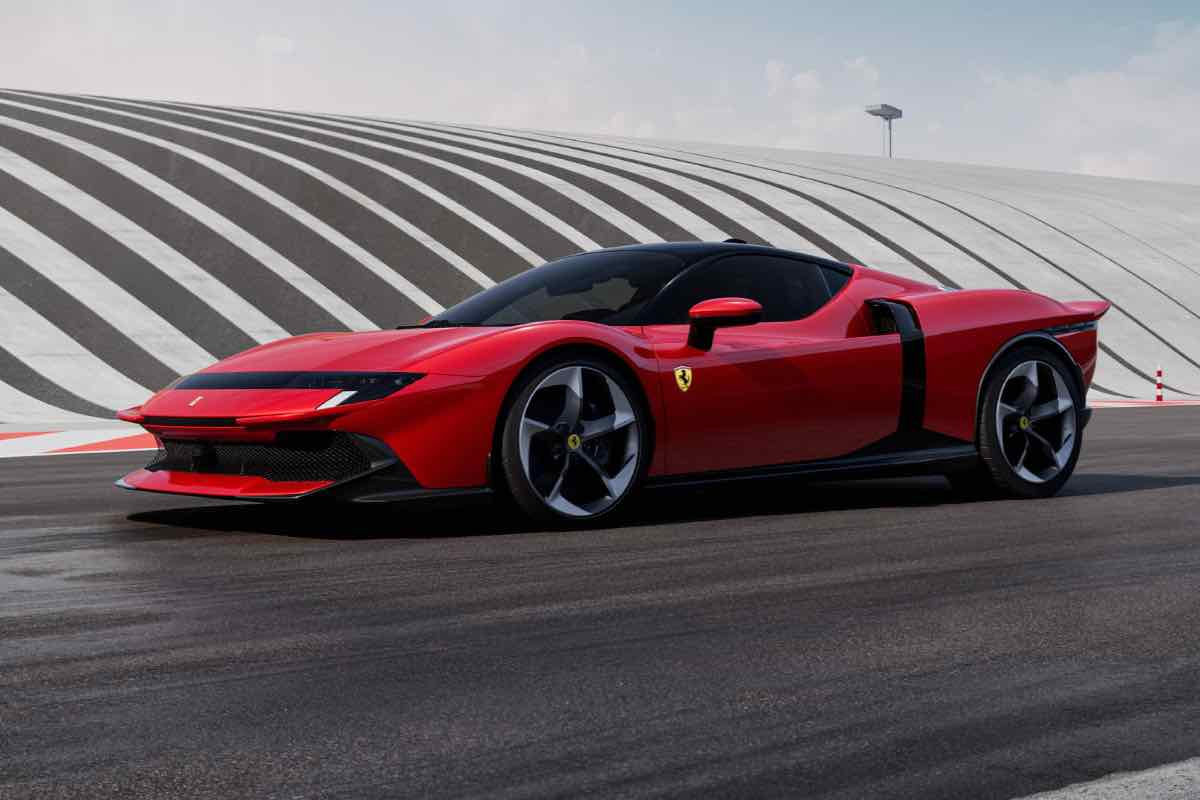 Ferrari ecco su quali motori punta