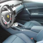 Problemi al volante di una Ferrari
