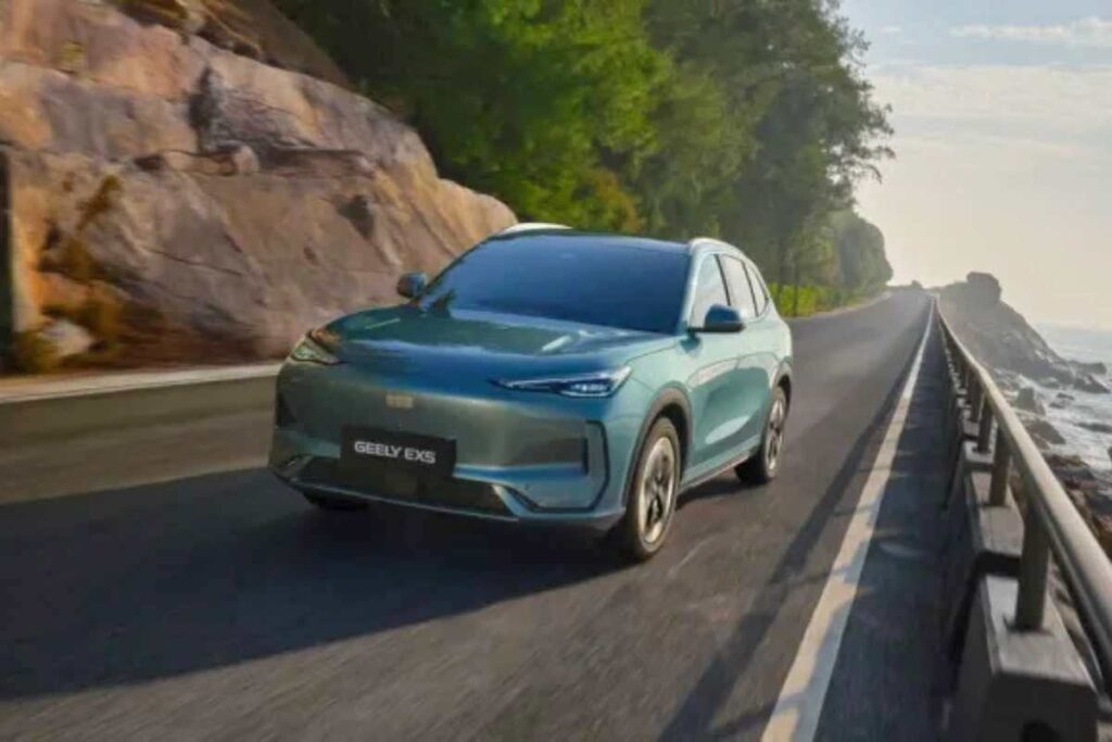 Le caratteristiche del SUV Geely EX5