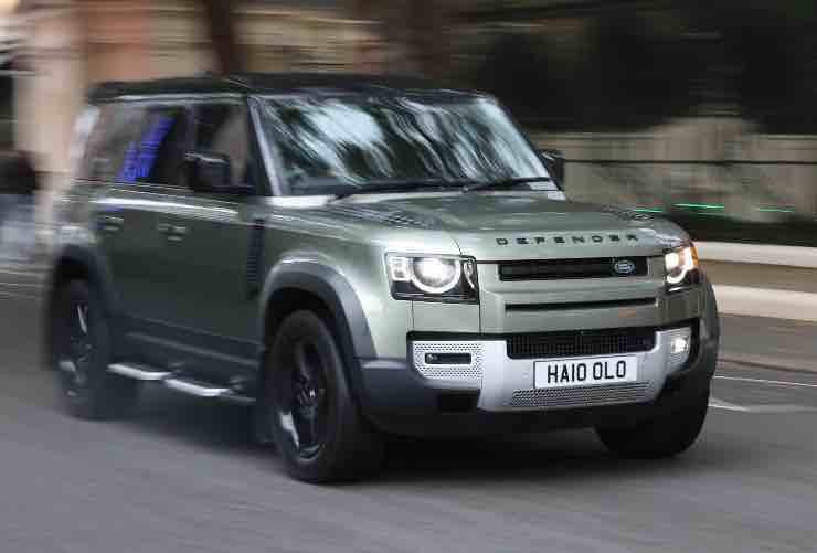 Jaguar Land Rover sta riparte la produzione