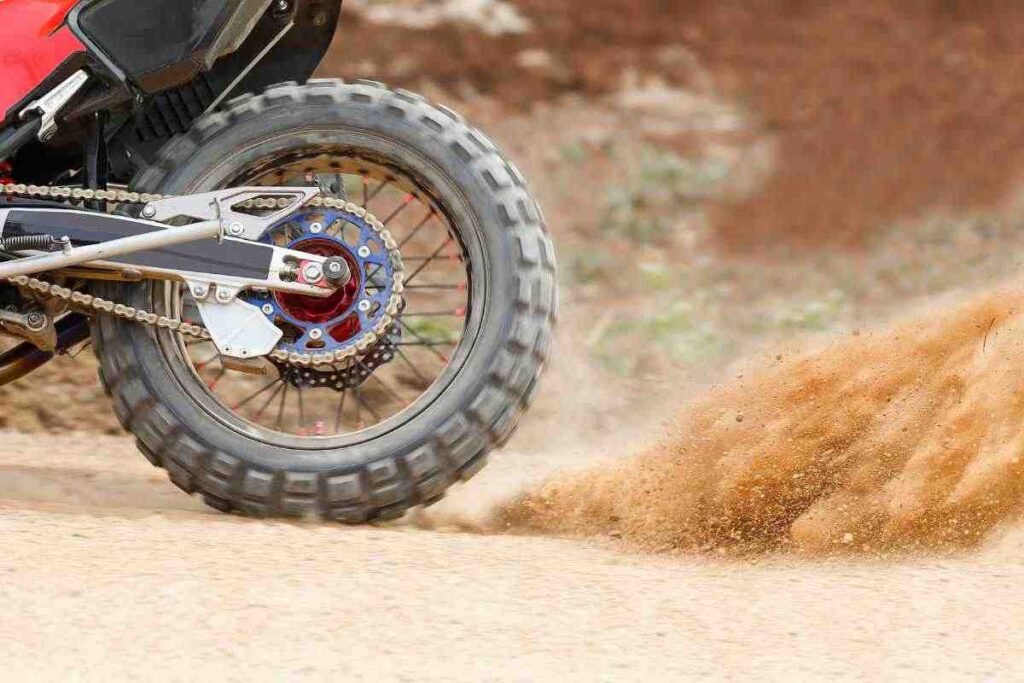 Le caratteristiche della Yamaha WR125 messe a nudo