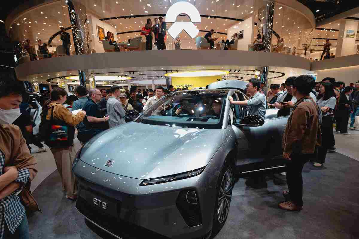 Auto NIO tracollo