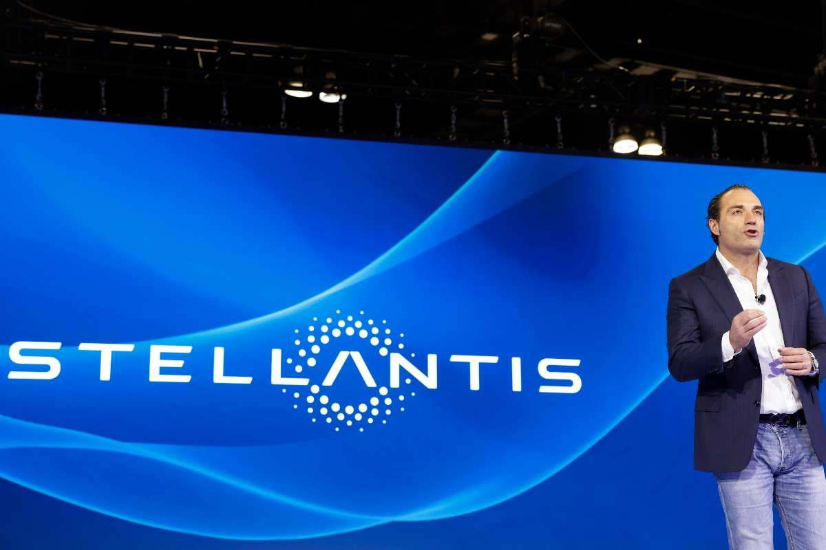 Stellantis scatta il richiamo