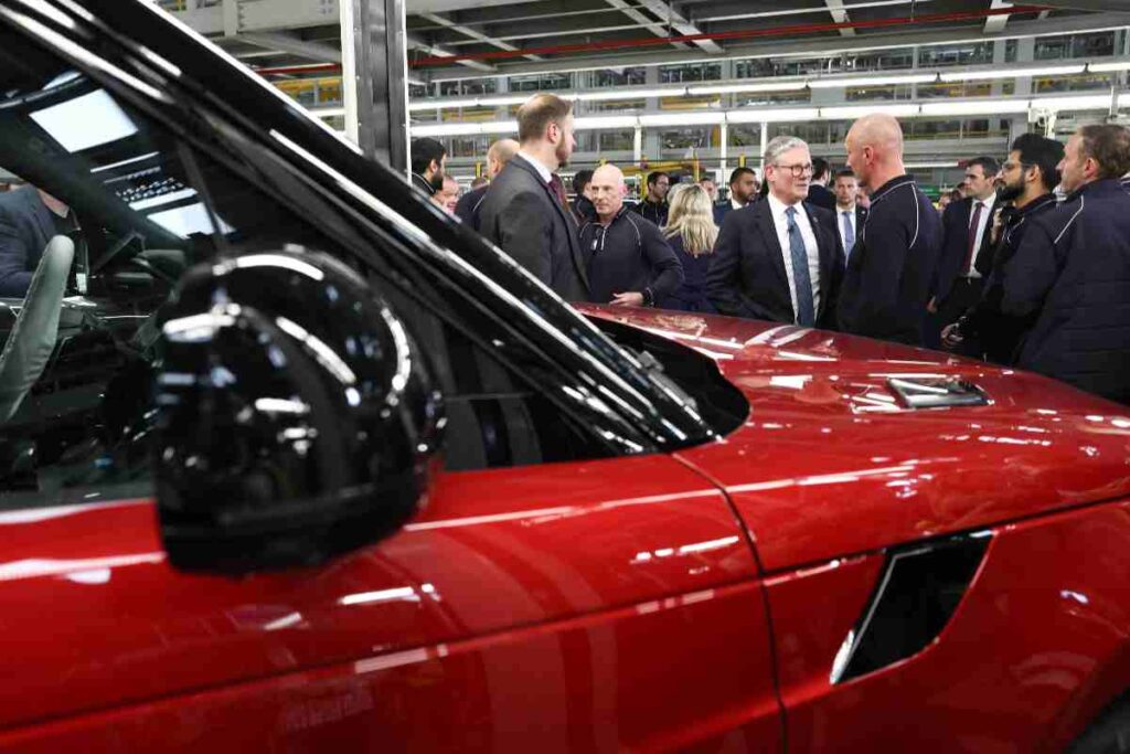 Si ferma la produzione auto