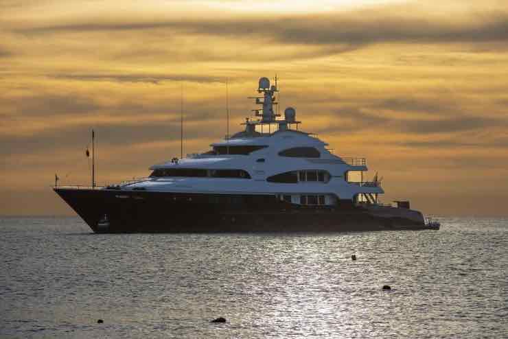 Yacht motore ad olio vegetale