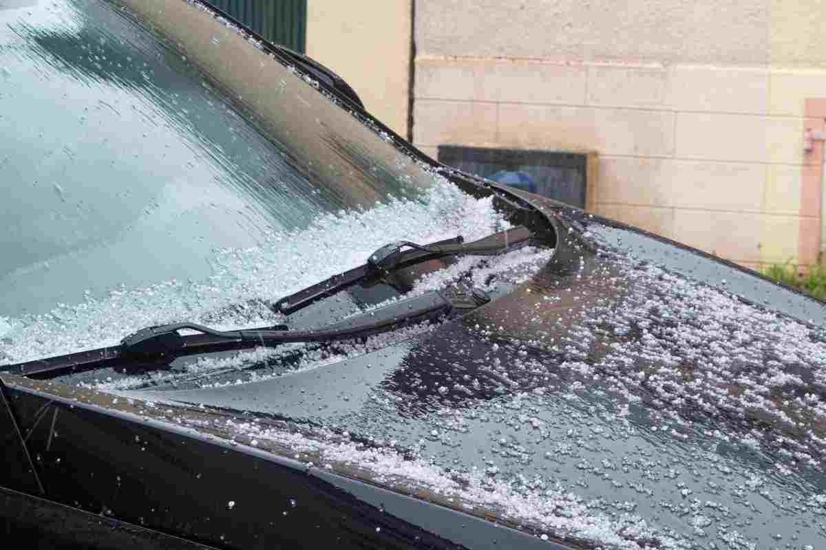 Grandine carrozzeria auto