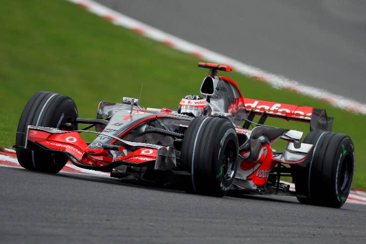 Fernando Alonso le bustarelle Mark Slade