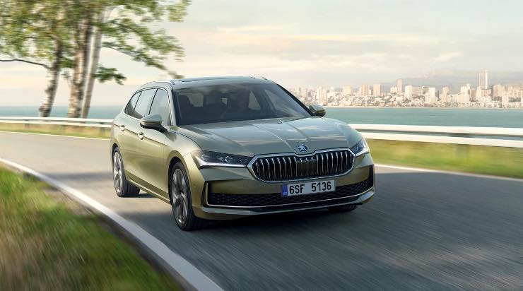 Skoda Superb 2.831 litri con un pieno di gasolio