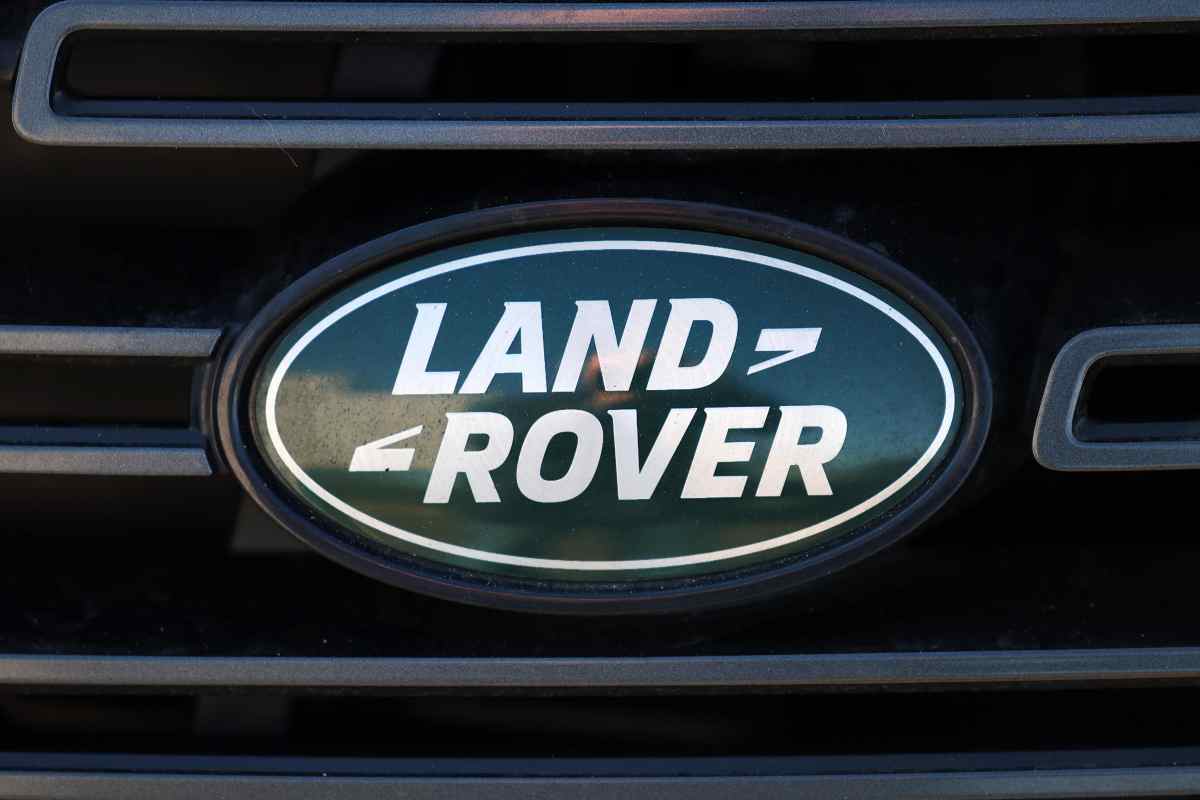 La Range Rover più costosa di sempre grazie a questi dettagli: mai vista una cosa del genere