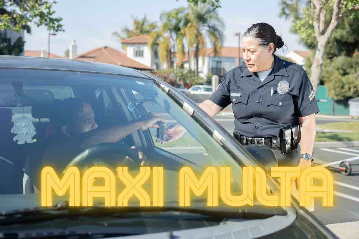Semaforo rosso maxi multa patente